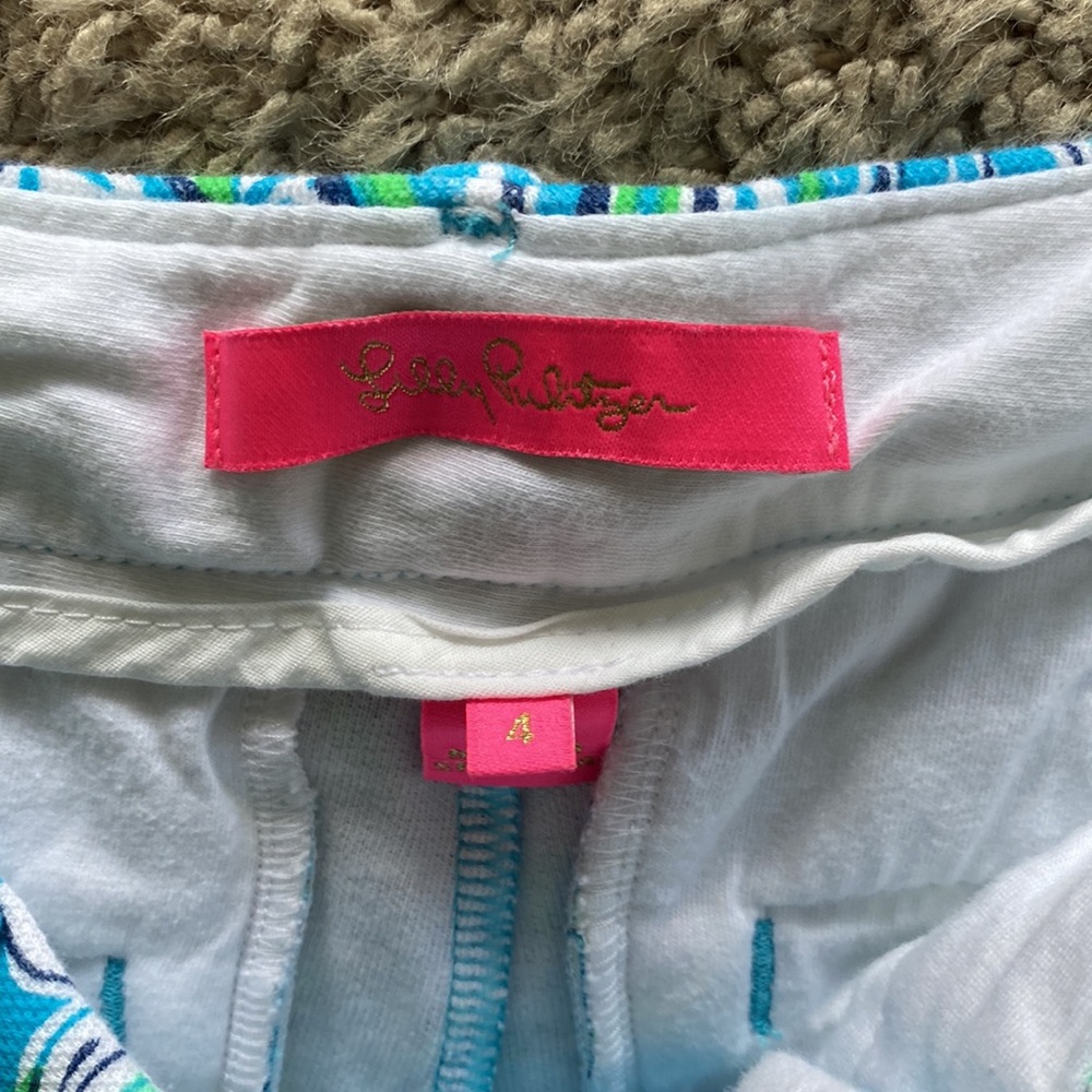 Lilly Pulitzer knit shorts - Picture 2 of 6
